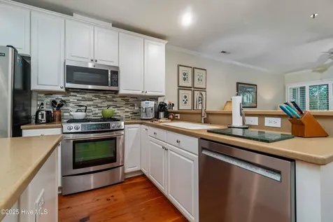 300 Midyette Street Oriental NC 28571