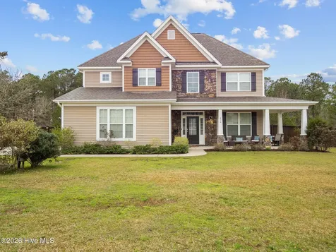 414 Wolfe Lane Hubert NC 28539
