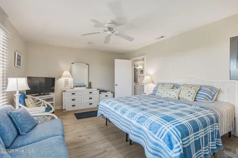 289 Salter Path Road Pine Knoll Shores NC 28512