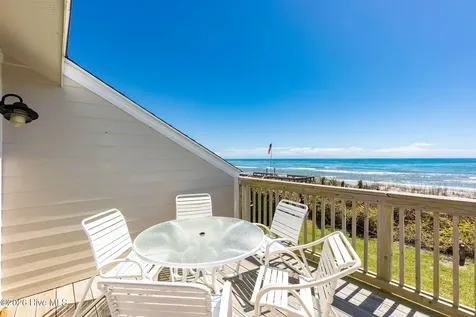 289 Salter Path Road Pine Knoll Shores NC 28512