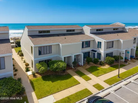 289 Salter Path Road Pine Knoll Shores NC 28512