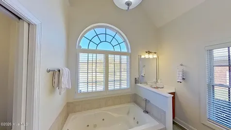 105 Teufen Road New Bern NC 28562