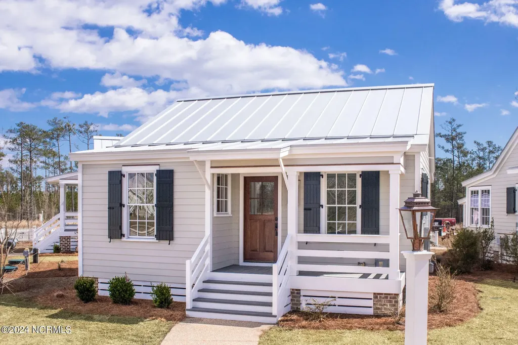 7 Back Cove Circle Oriental NC 28571
