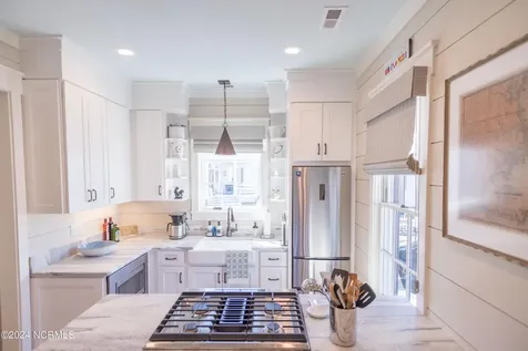 7 Back Cove Circle Oriental NC 28571
