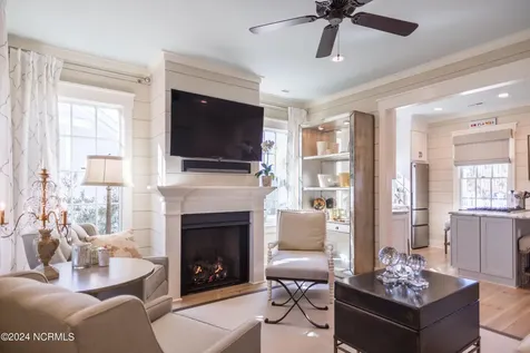 7 Back Cove Circle Oriental NC 28571