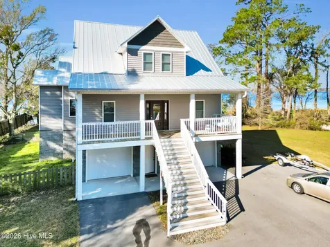 213 A Street Bridgeton NC 28519