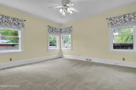 6 Keaton Avenue Wilmington NC 28403
