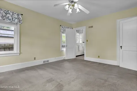 6 Keaton Avenue Wilmington NC 28403