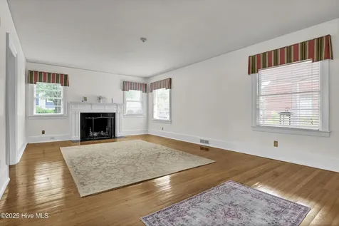 6 Keaton Avenue Wilmington NC 28403