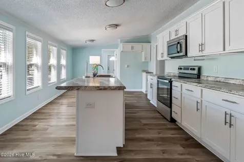 2070 Helmsman Drive SW Supply NC 28462