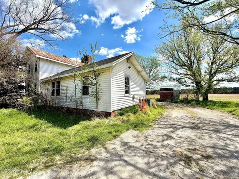 188 Black Mingle Road Gates NC 27937