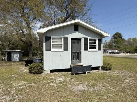 2260 Shell Point Road SW Shallotte NC 28470