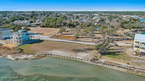 4729 S Shore Drive Morehead City NC 28557