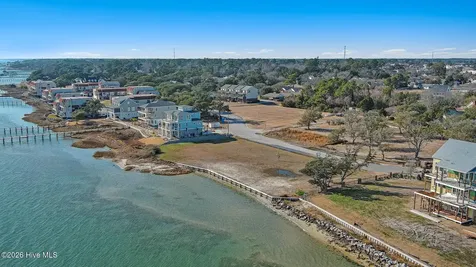 4729 S Shore Drive Morehead City NC 28557
