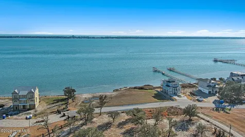 4729 S Shore Drive Morehead City NC 28557