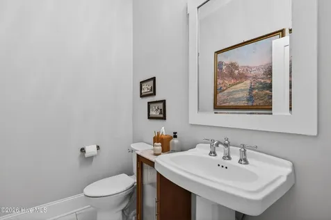 8229 Winding Creek Circle Wilmington NC 28411