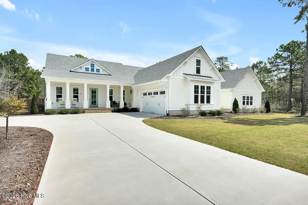 9599 Fallen Pear Lane NE Leland NC 28451