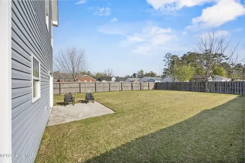 116 Thompson Street Jacksonville NC 28540