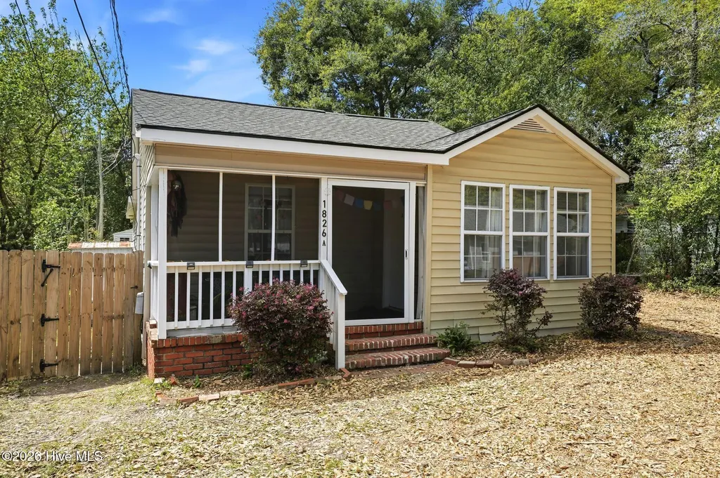 1826 Waddell Street Wilmington NC 28401
