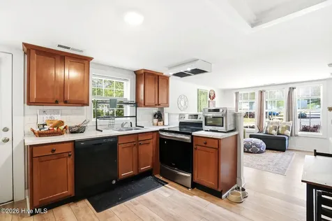 1826 Waddell Street Wilmington NC 28401