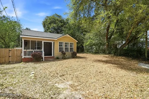 1826 Waddell Street Wilmington NC 28401