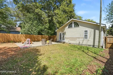 1826 Waddell Street Wilmington NC 28401