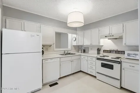 10 Pinehurst Manor Road Pinehurst NC 28374