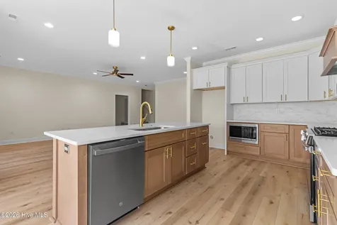 107 E Holly Ridge Road New Bern NC 28562