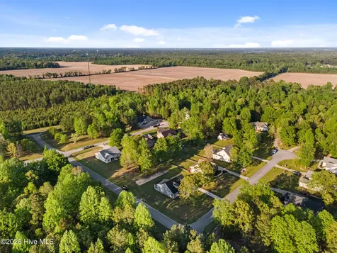 107 E Holly Ridge Road New Bern NC 28562