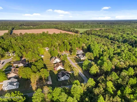 107 E Holly Ridge Road New Bern NC 28562