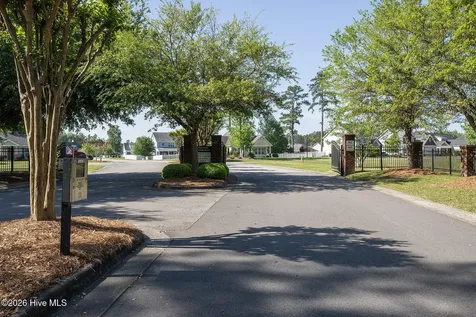 411 Jasmine Way Burgaw NC 28425