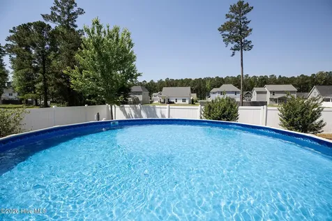 411 Jasmine Way Burgaw NC 28425