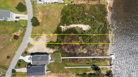 719 Cannonsgate Drive Newport NC 28570