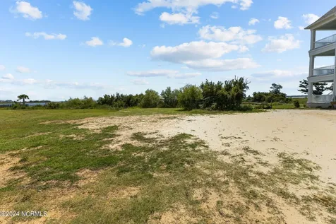 719 Cannonsgate Drive Newport NC 28570