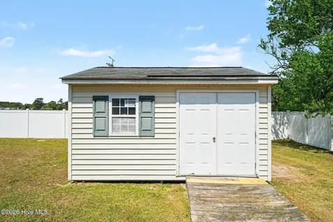 215 Ellington Way La Grange NC 28551