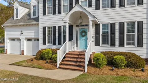 1701 Woodwind Drive Greenville NC 27858