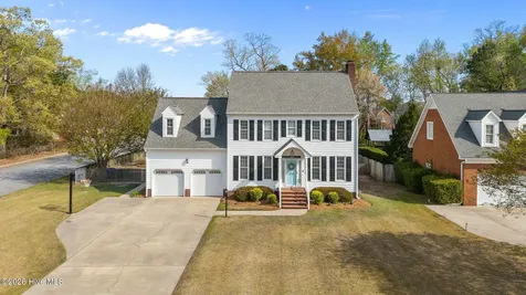 1701 Woodwind Drive Greenville NC 27858