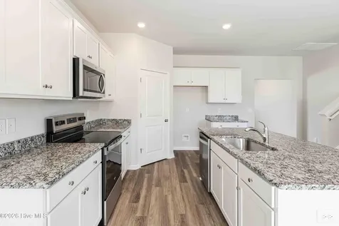 324 Merchant Point Boulevard Jacksonville NC 28546
