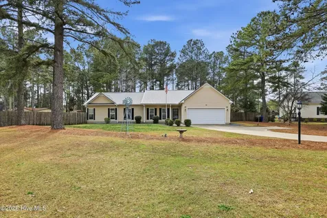 115 Grosbeak Court Aberdeen NC 28315