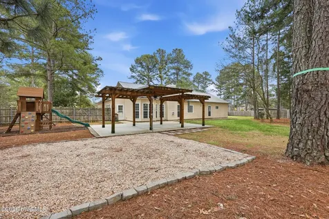 115 Grosbeak Court Aberdeen NC 28315