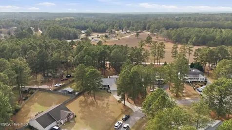 115 Grosbeak Court Aberdeen NC 28315