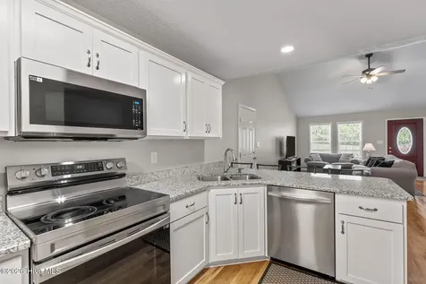 106 Walnut Avenue Hamlet NC 28345