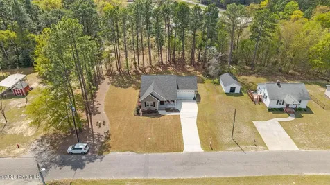 106 Walnut Avenue Hamlet NC 28345
