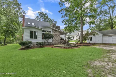 2811 Deerfield Lane N Wilson NC 27896