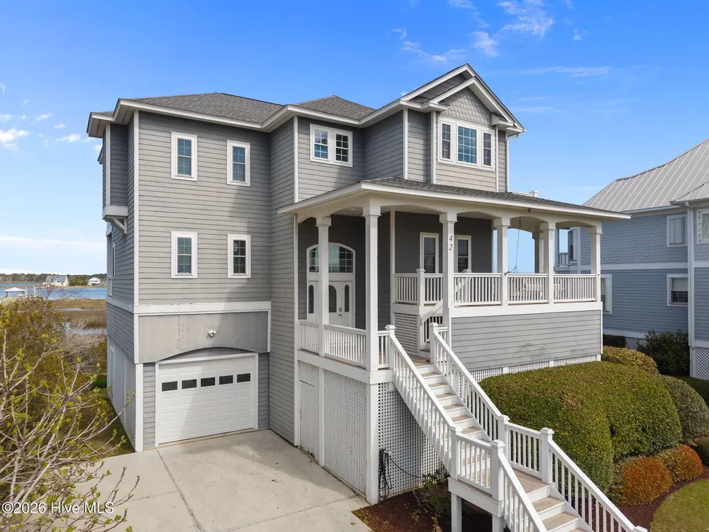 42 Sailview Drive North Topsail Beach NC 28460