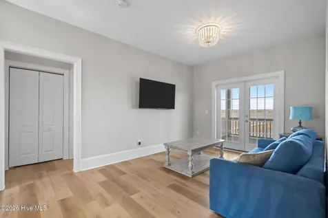 42 Sailview Drive North Topsail Beach NC 28460