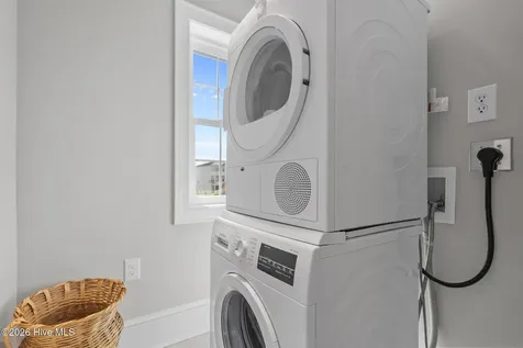 42 Sailview Drive North Topsail Beach NC 28460