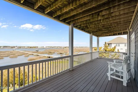 42 Sailview Drive North Topsail Beach NC 28460