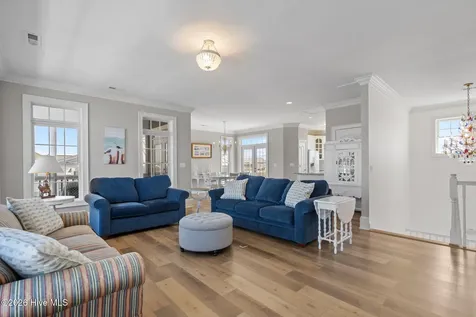 42 Sailview Drive North Topsail Beach NC 28460