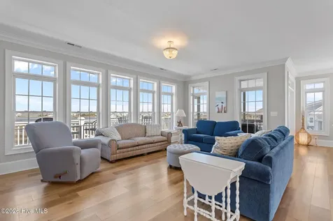 42 Sailview Drive North Topsail Beach NC 28460